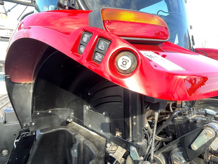 #101-•-case-ih-185-puma-tractor-(2nd-owner)-image-30