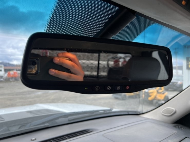 2012-gmc-2500-image-36