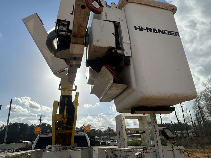 2013-dodge-ram-5500hd-image-42