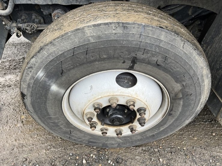 2013-international-7500-s/a-dump-truck-image-15