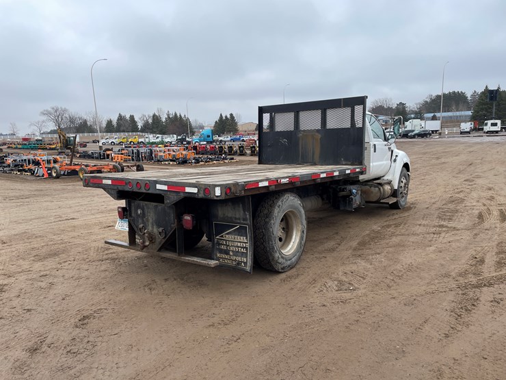 2012-ford-f650-image-5