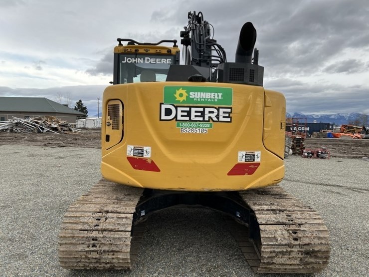2021-deere-135g-image-4