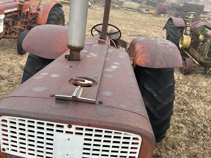 international-660-image-3