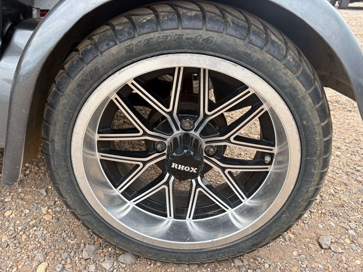 2002-gem-6-seater-72-volt-golf-cart-image-8