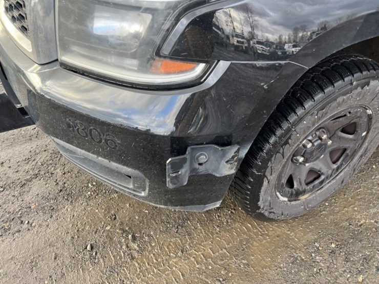 2018-chevrolet-tahoe-image-12