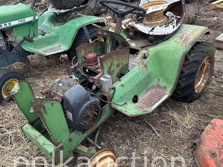 john-deere-110-image-1