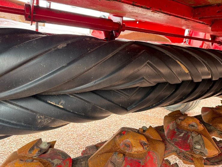 2009-new-holland-h7450-image-20