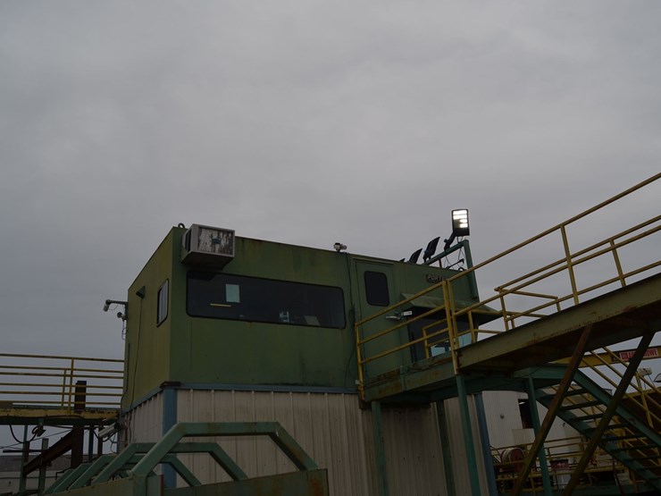 porter-10'x18'-control-cab-image-4