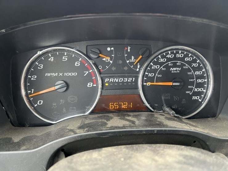 2012-chevrolet-colorado-lt-image-32