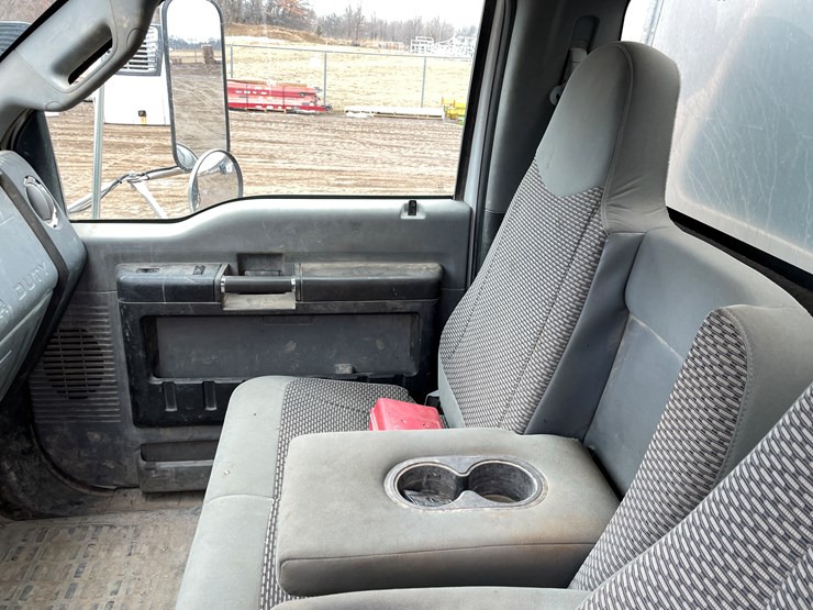 2012-ford-f650-image-43