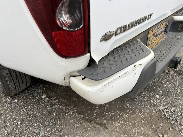 2012-chevrolet-colorado-lt-image-23