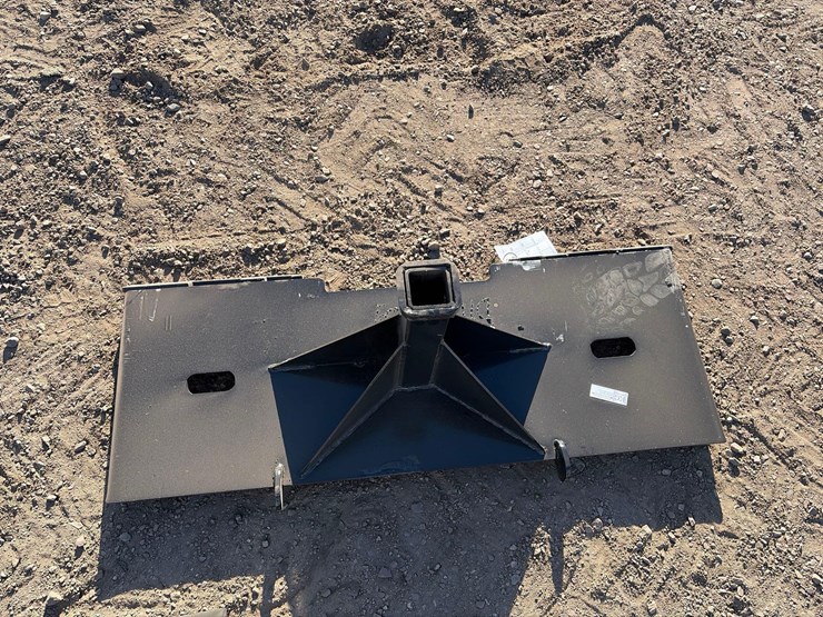 skid-steer-hitch-receiver-image-2