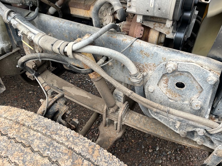 2007-peterbilt-379-image-33