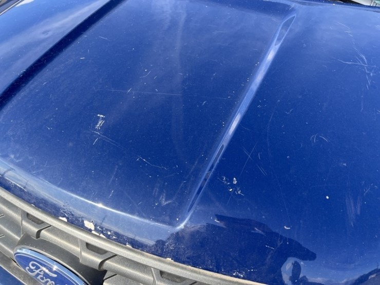 2016-ford-explorer-image-12