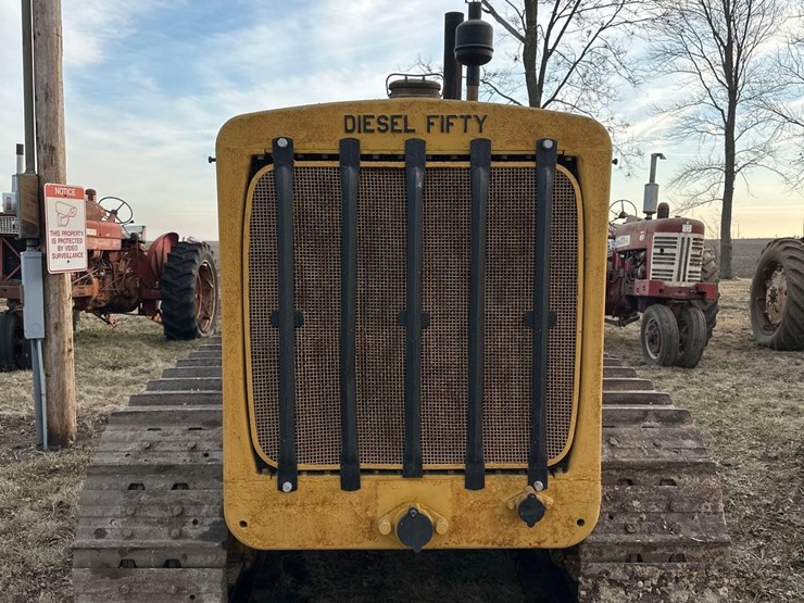 caterpillar-50-diesel-crawler-(sn#-1e1403)-(hess)-image-2