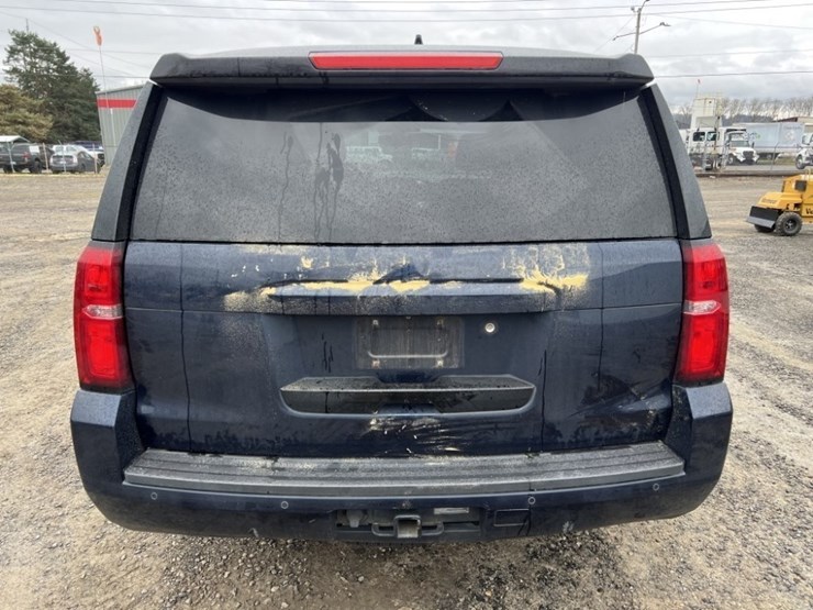 2015-chevrolet-tahoe-image-5