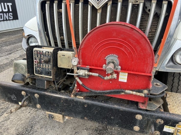 2008-vactor-2110-image-10