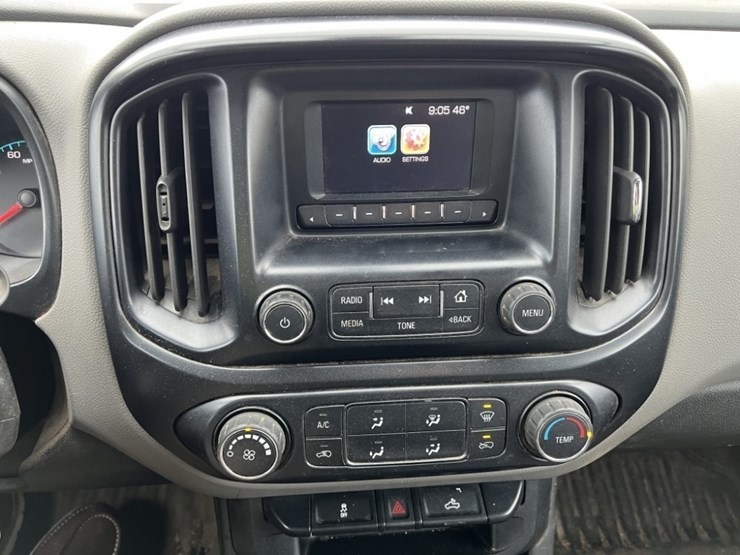 2016-chevrolet-colorado-image-34