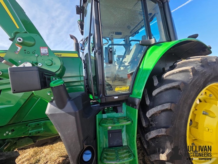 2020-john-deere-6155m-image-10