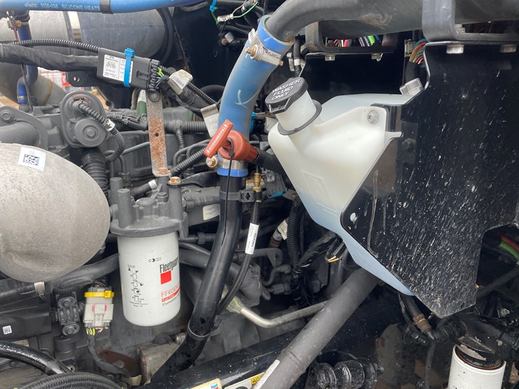 2022-kenworth-t370-image-35