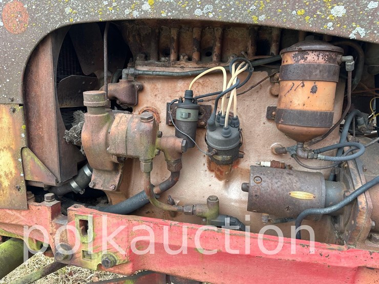 massey-ferguson-444-image-6