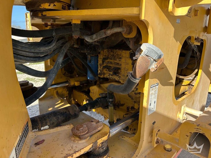 2004-deere-544j-image-15