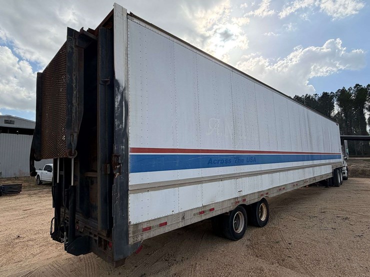 2004-great-dane-53-image-3