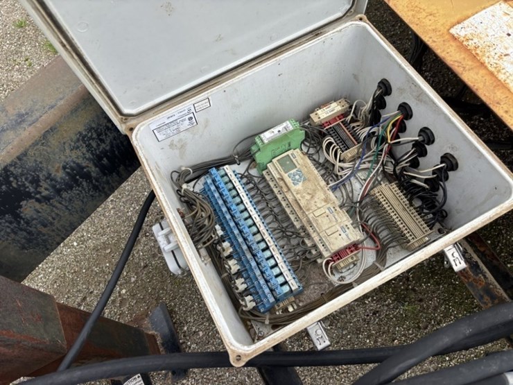 weberlane-1012-hay-trailer-image-17