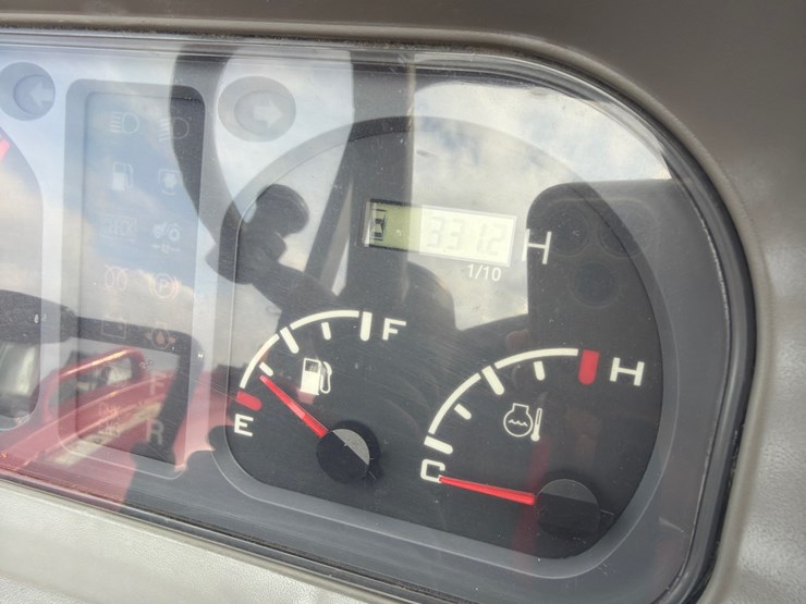 mahindra-2655-image-14