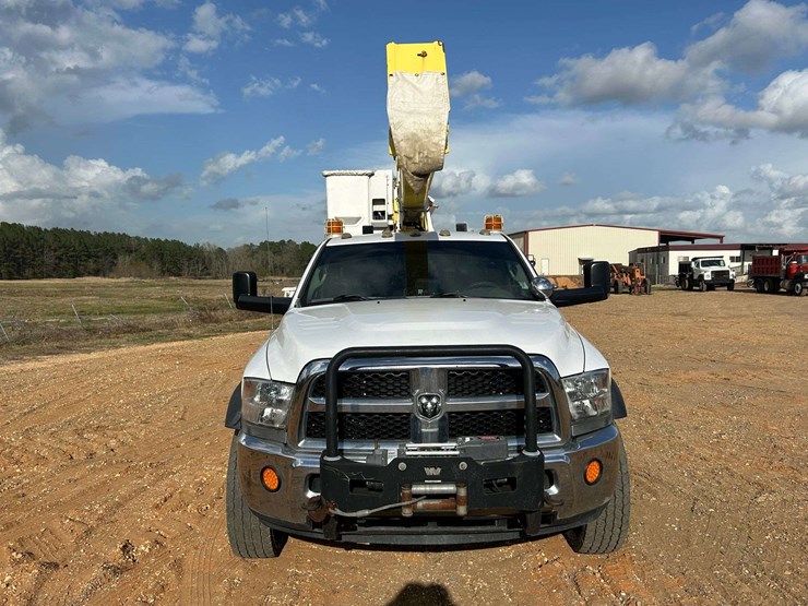 2013-dodge-ram-5500hd-image-7