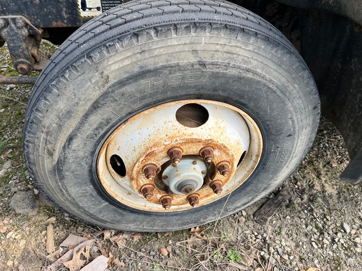 1999-mack-ch613-image-51