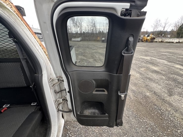 2012-chevrolet-colorado-lt-image-28