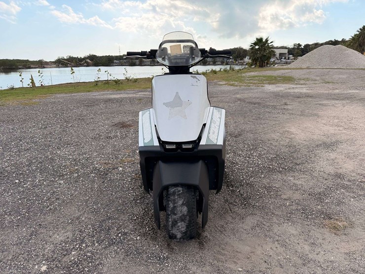 2014-segway-r1376-image-3