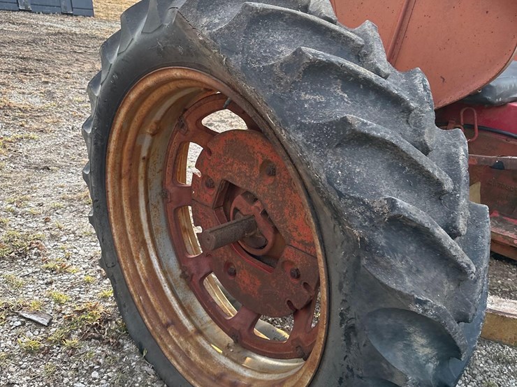 farmall-340-diesel-(sn#-7132)-(hess)-image-9