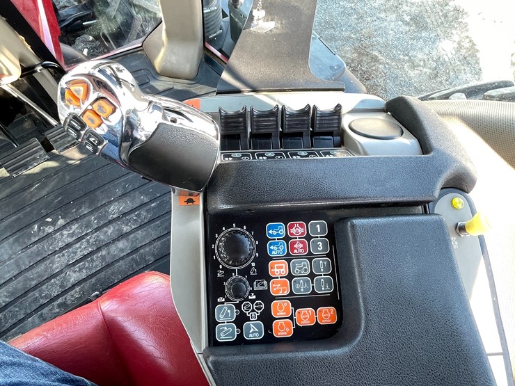 case-ih-magnum-315-image-76