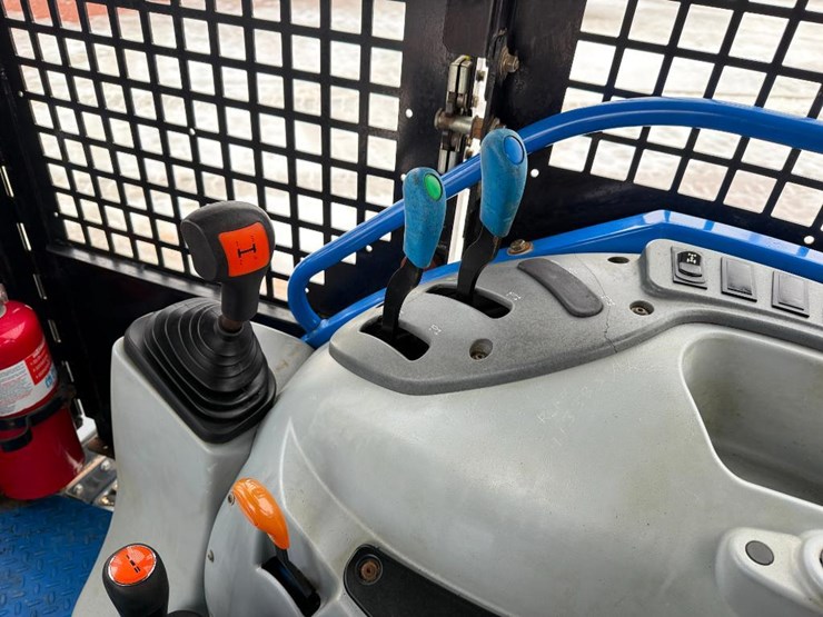 new-holland-ts6.120-image-48