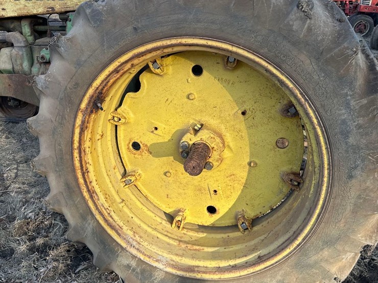 john-deere-730-image-15