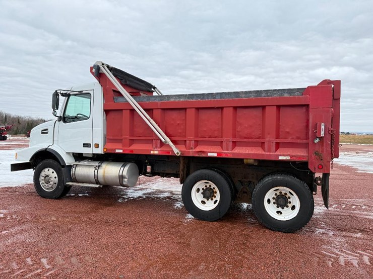 #280-•-lot-280-image-6