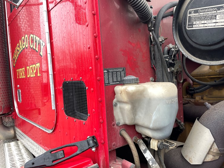 1991-peterbilt-377-image-53