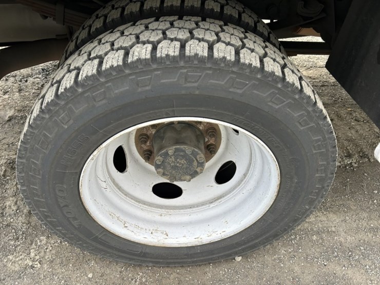 2015-ford-f450-sd-image-12