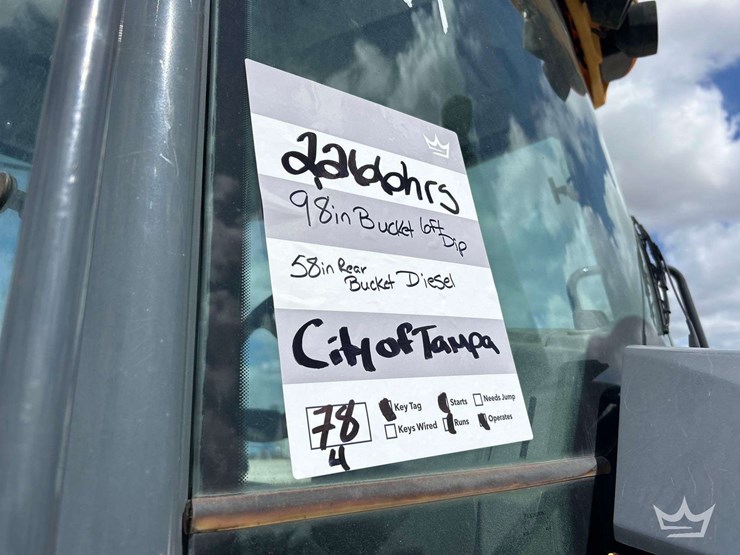 2015-deere-710k-image-36