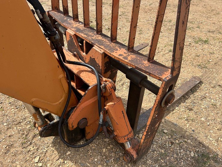 lull-644b-37-image-10