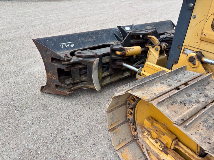 deere-650h-lgp-image-11