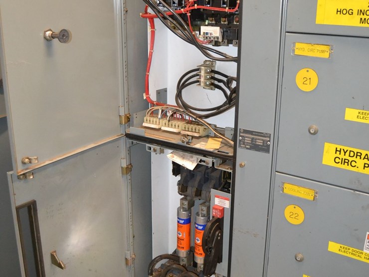 allen-bradley-5-section-mcc-panel-w/-7-size-1-starter-w/-3-size-2-starter-w-2-size-3-starter-w/-3-size-4-starter-w/-disconnect-image-3