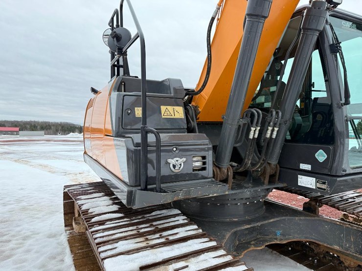 case-cx210d-image-22