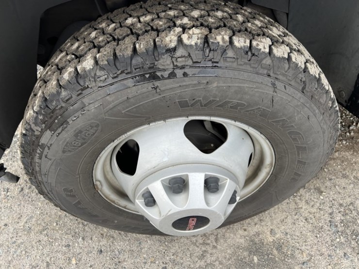 2011-liftmoore-3200ree-image-16