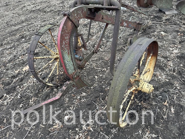 john-deere-1-bottom-pull-type-subsoiler-(hess)-image-5