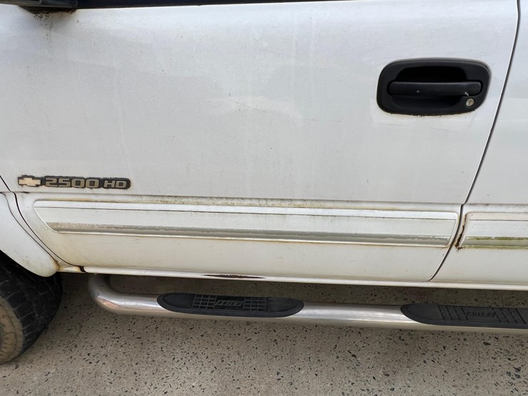 chevrolet-2500hd-image-8