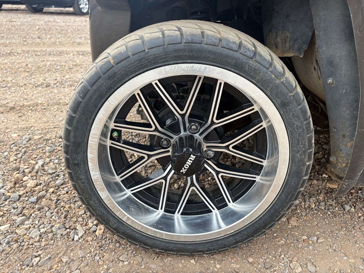 2002-gem-6-seater-72-volt-golf-cart-image-7