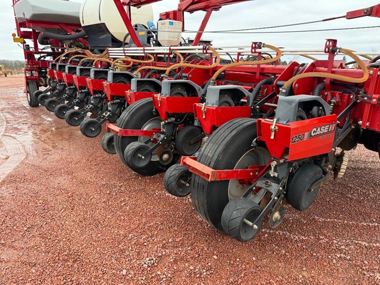 2008-case-ih-1250-image-44